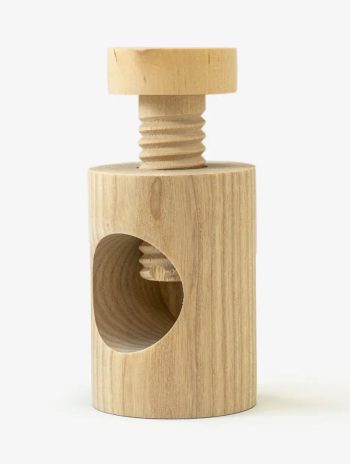 Cascanueces de madera