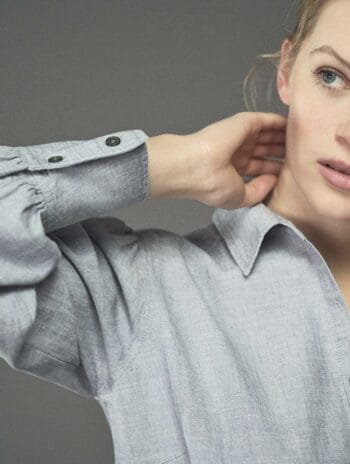 Alternative view of Blusa de mujer con manga abullonada