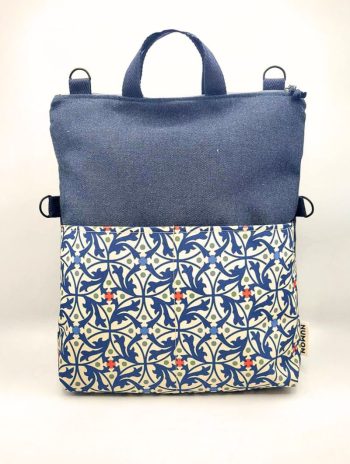 Bolso-mochila azul con bolsillo modernista