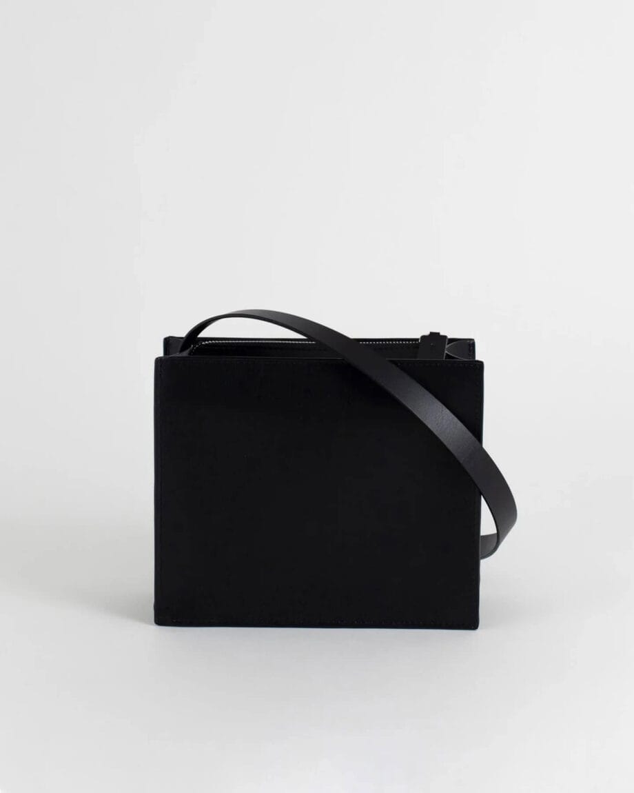 Bolso cuadrado cuero reciclado negro
