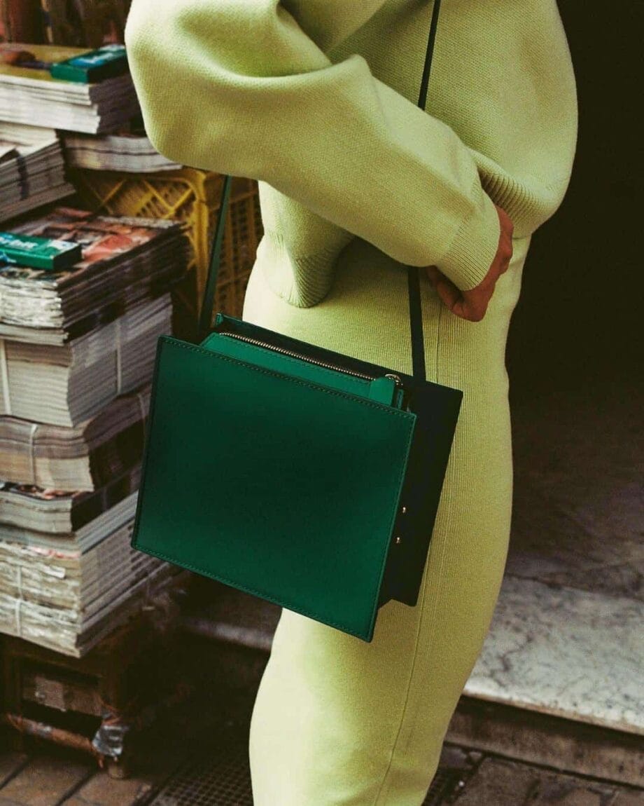 Bolso cuadrado de cuero reciclado - Imagen 12