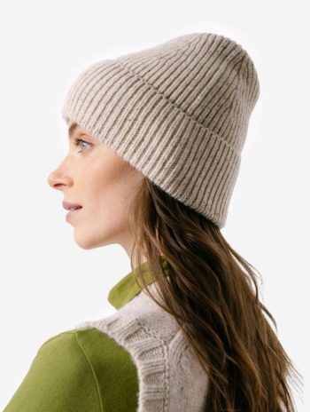 Alternative view of Gorro sin teñir de 100% lana orgánica