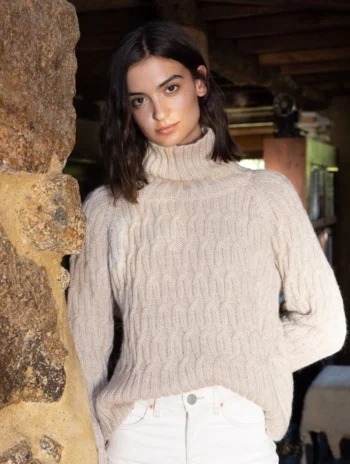 Jersey grueso cuello alto lana alpaca beige