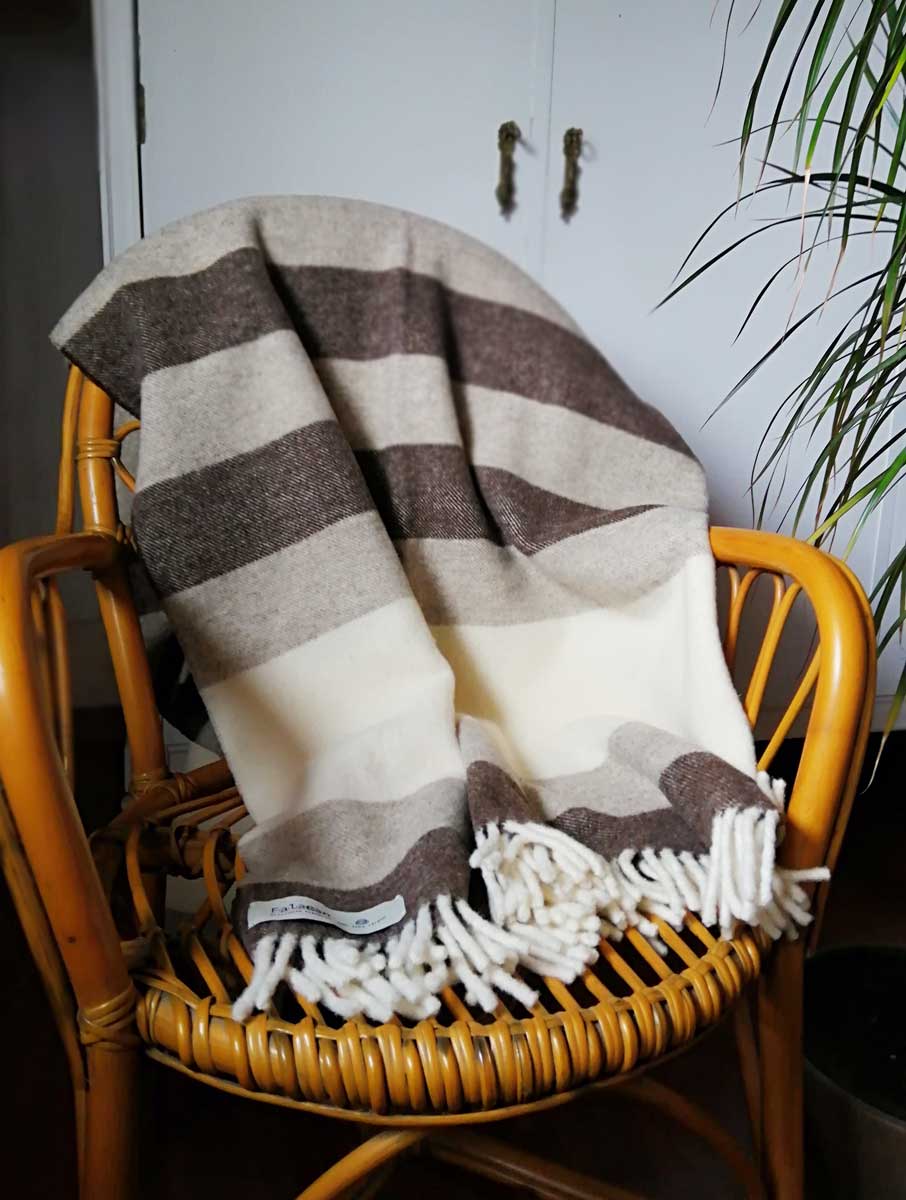 Manta de tres colores para sofá 100% lana - Imagen 3