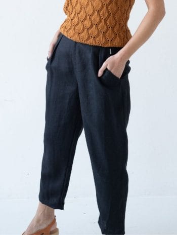 Alternative view of Pantalón largo de pinzas 100% lino