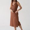 Vestido midi cruzado de algodón orgánico