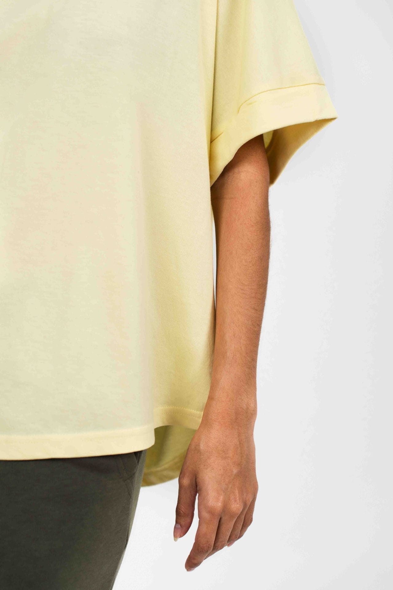 Camiseta orgánica oversize manga murciélago - Imagen 9