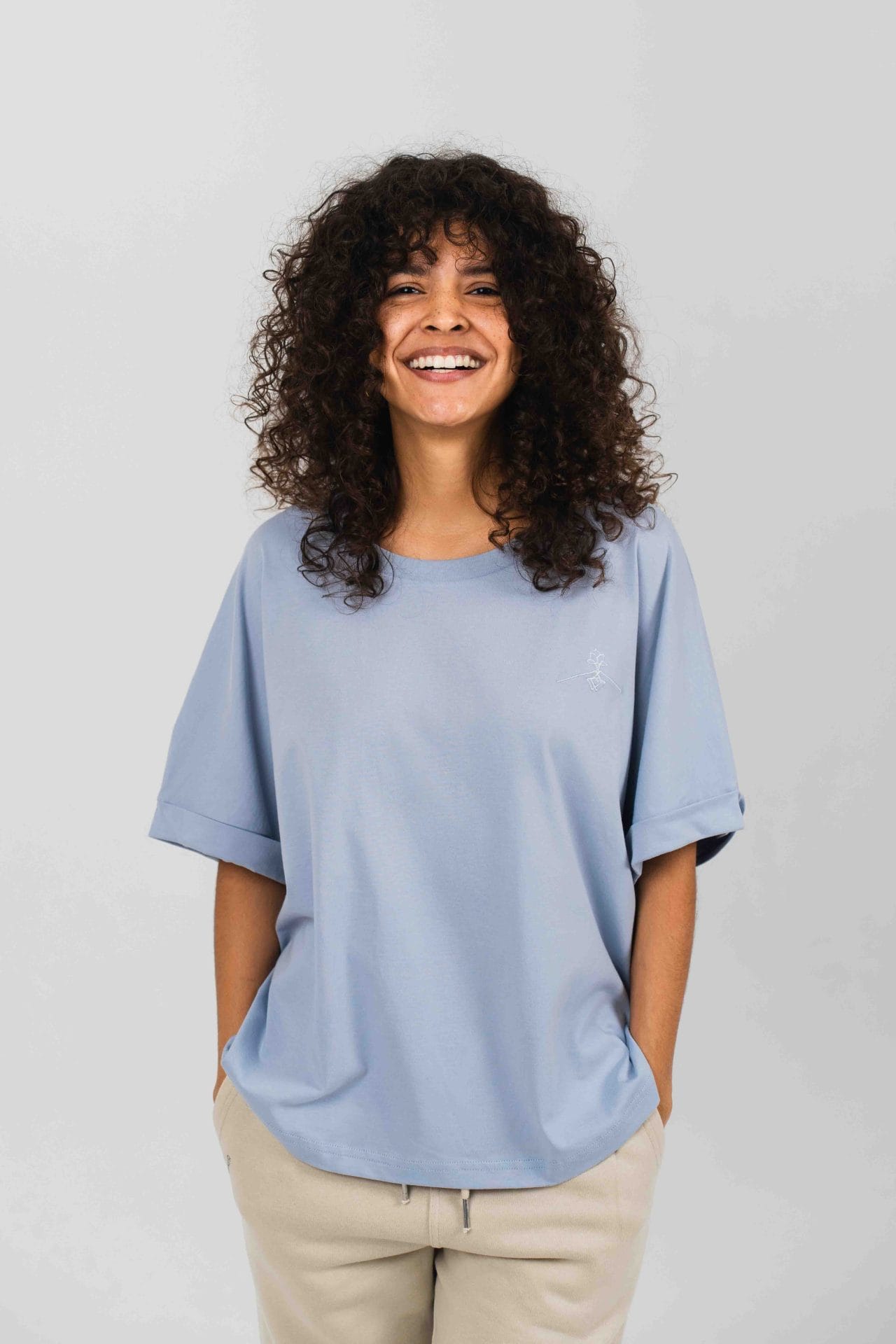 Camiseta orgánica oversize manga murciélago - Imagen 10