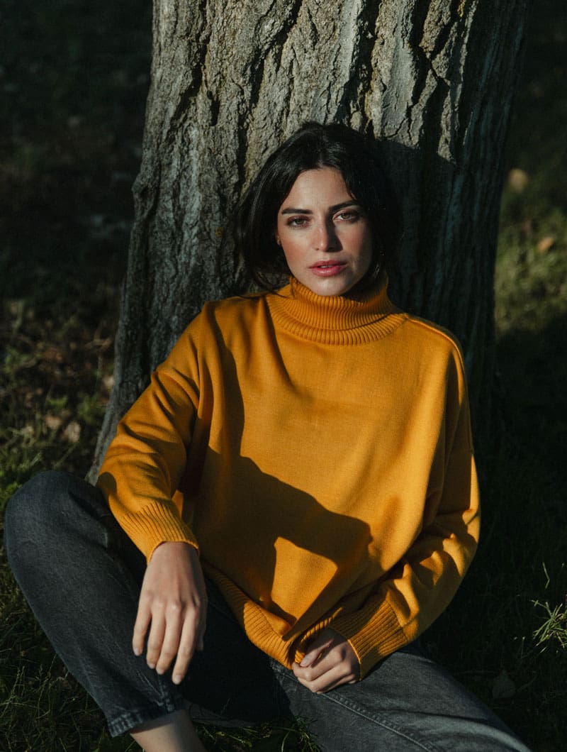 Jersey cuello cisne yema de lana merino