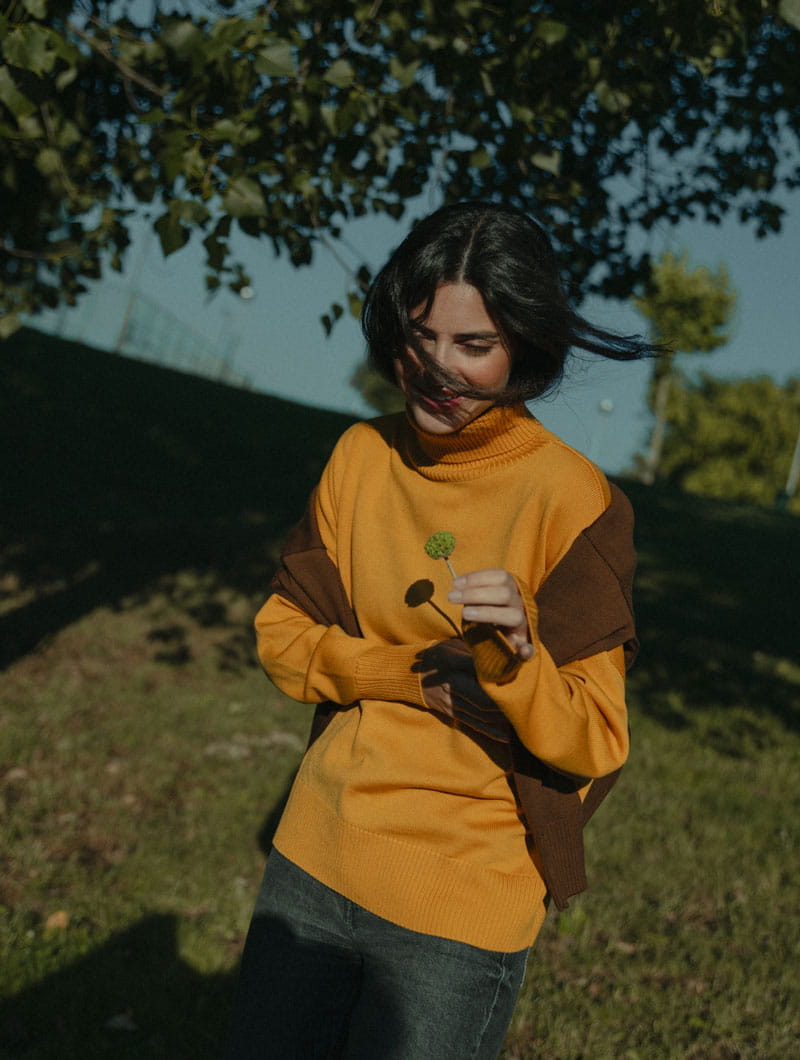 Jersey cuello cisne yema de lana merino - Imagen 3