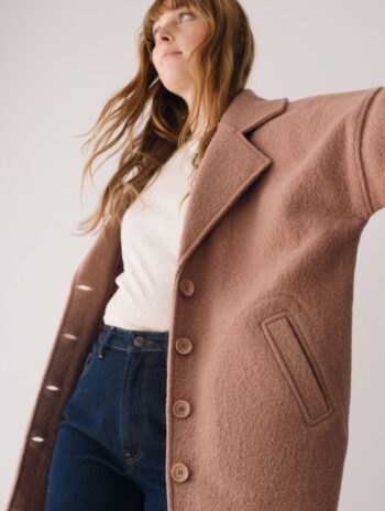 Alternative view of Abrigo oversize rosa de lana merino