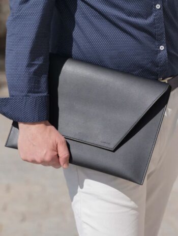 Alternative view of Funda para portátil 13" vegana de maíz negro