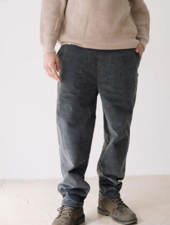 Pantalón de pana para hombre hecho con algodón orgánico certificado GOTS y cintura elástica