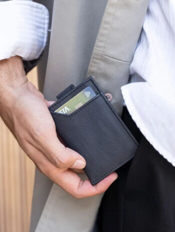 Alternative view of Tarjetero pequeño 100% vegano