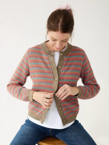 Cárdigan arena con relieve multicolor para mujer