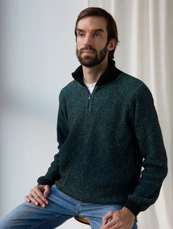 Jersey de media cremallera con cuello alto para hombre hecho con lana regenerada