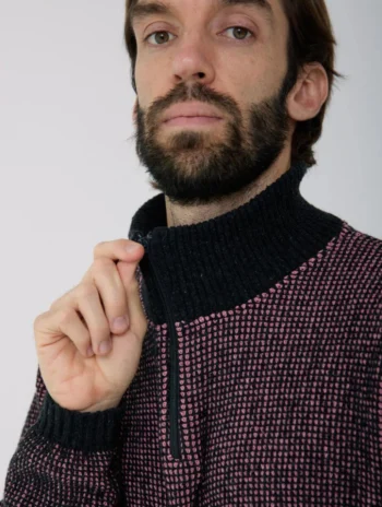 Alternative view of Jersey media cremallera con cuello alto para hombre