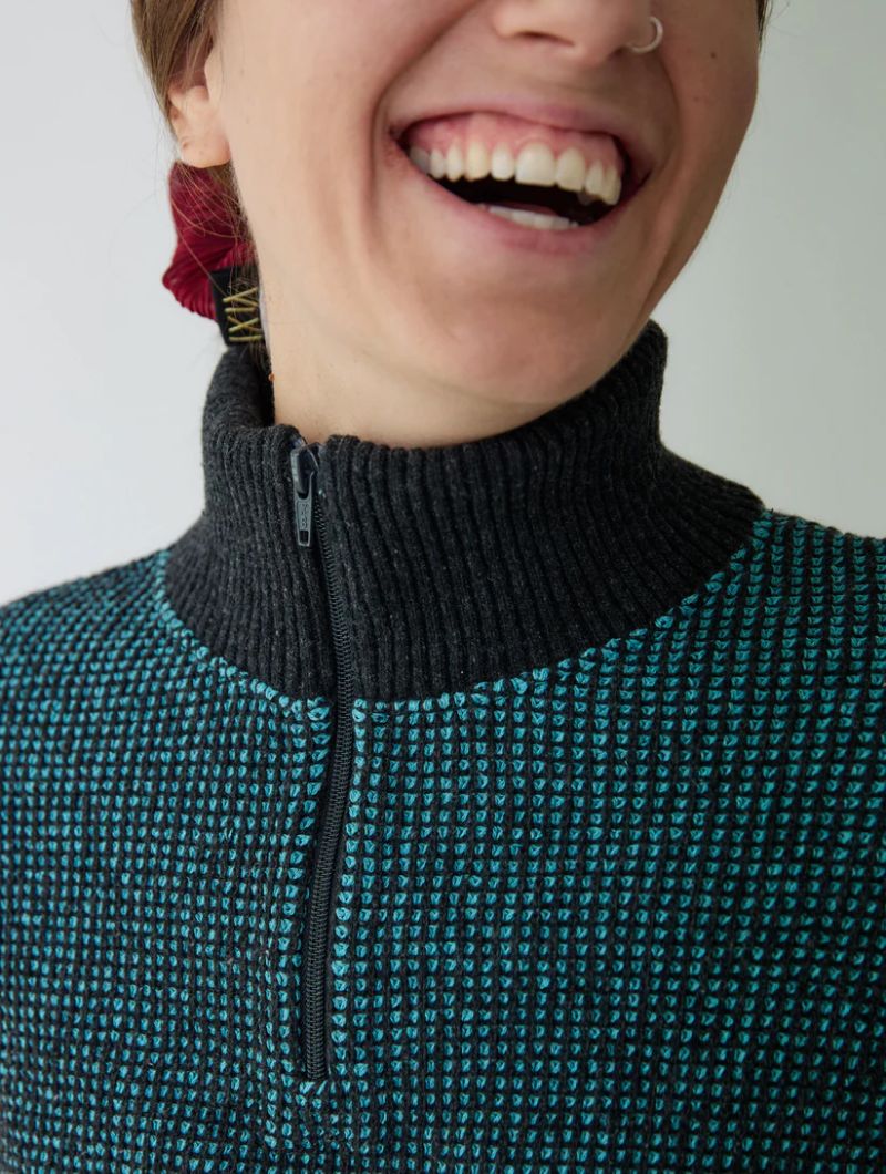 Jersey media cremallera con cuello alto para mujer - Imagen 4