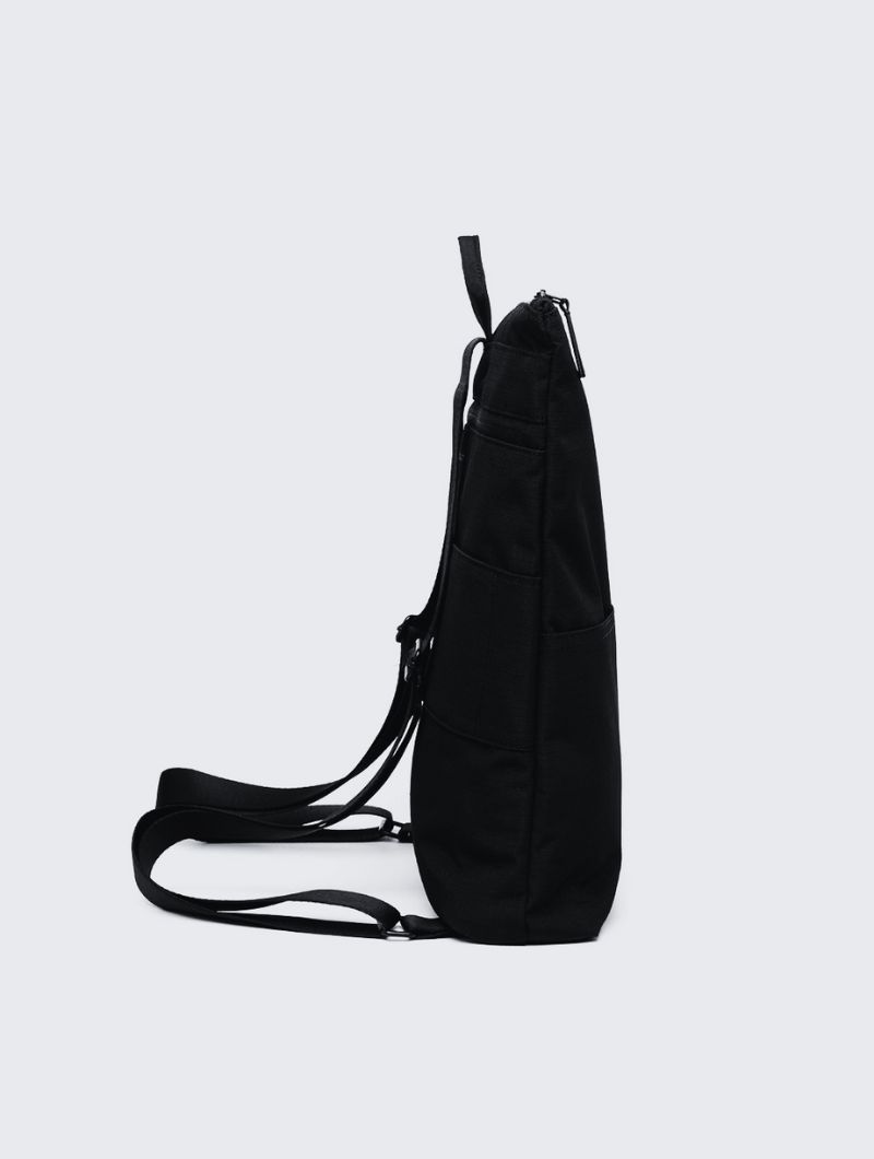 Mochila minimalista con cremallera de tejido reciclado - Imagen 9