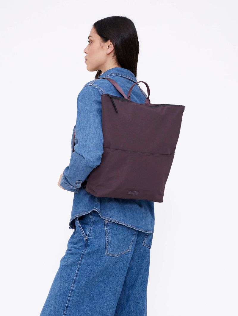 Mochila minimalista con cremallera de tejido reciclado - Imagen 4