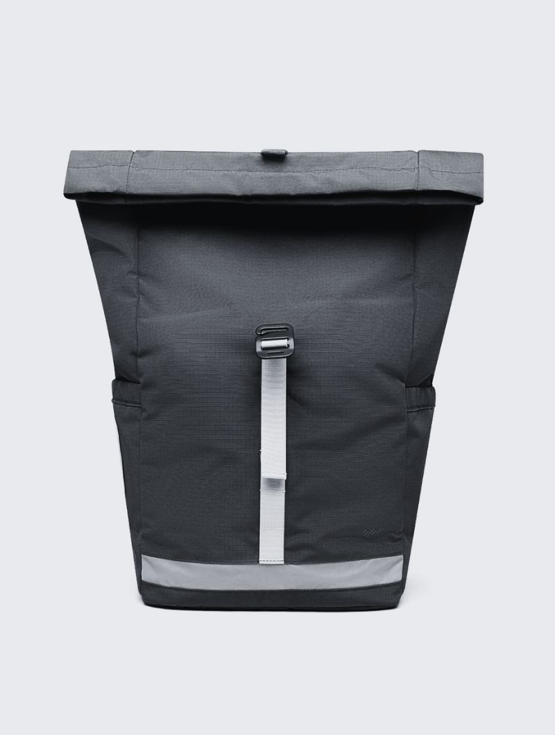 Mochila urbana roll top de tejido reciclado - Imagen 7