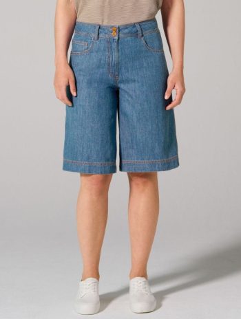 Bermuda de cáñamo y algodón orgánico de corte clásico cinco bolsillos en color azul.