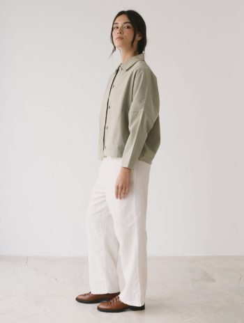 Alternative view of Chaqueta de sarga oversize verde de algodón orgánico