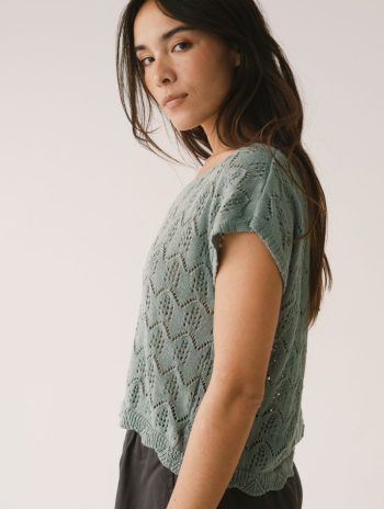 Alternative view of Top calado azul claro de tricot de algodón orgánico