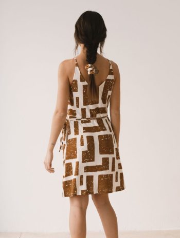 Alternative view of Vestido estampado cruzado de tirantes ecológico