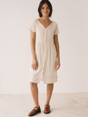 Vestido holgado con botones frontales y espalda con lazada en algodón orgánico