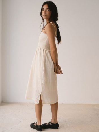 Alternative view of Vestido de tirantes con nido de abeja de algodón orgánico