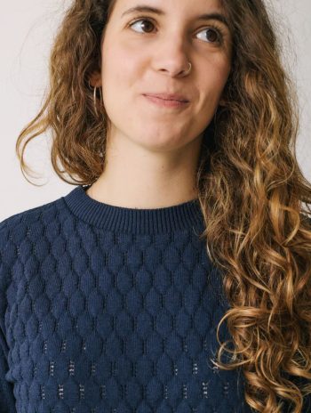 Alternative view of Jersey fino con calado colmena para mujer