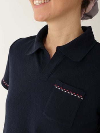 Alternative view of Polo de punto con bolsillo y detalle geométrico para mujer