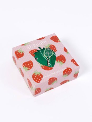 Calcetines ecológicos de tenis y fresas para mujer.