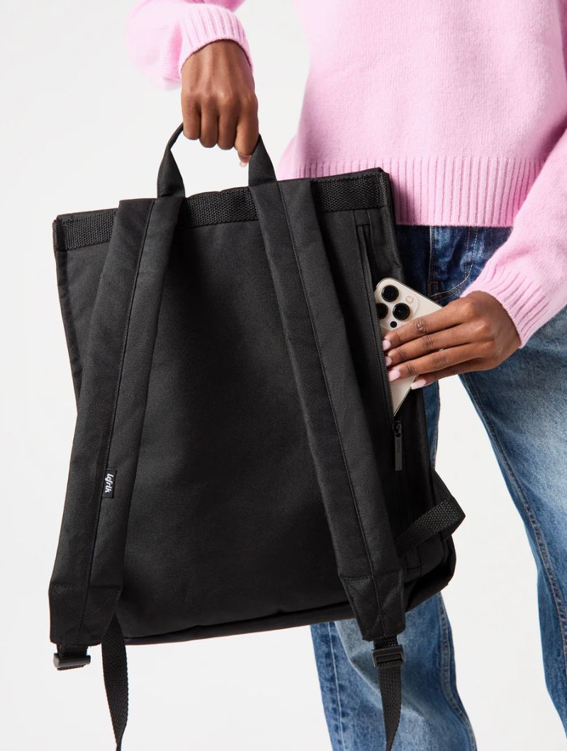 Mochila cuadrada con solapa de tejido reciclado - Imagen 8