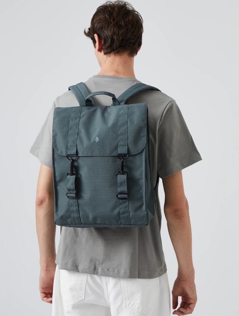 Mochila grande cuadrada de tejido reciclado - Imagen 2