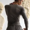 Camiseta cruzada verde oliva de lana merino - Imagen 2