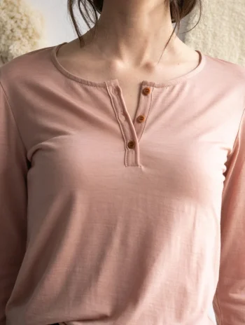 Camiseta cuello panadero rosa empolvado de lana merino