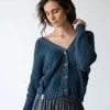 Chaqueta corta azul petróleo de algodón orgánico