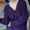 Chaqueta oversize berenjena de lana merino - Imagen 2