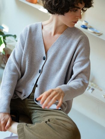 Chaqueta oversize ceniza de lana merino Counting Clouds