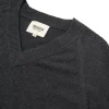 Jersey gris carbón con escote en V de lana merino y cachemir - Imagen 7