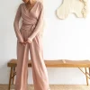 Pantalón ancho rosa empolvado de lana merino - Imagen 6