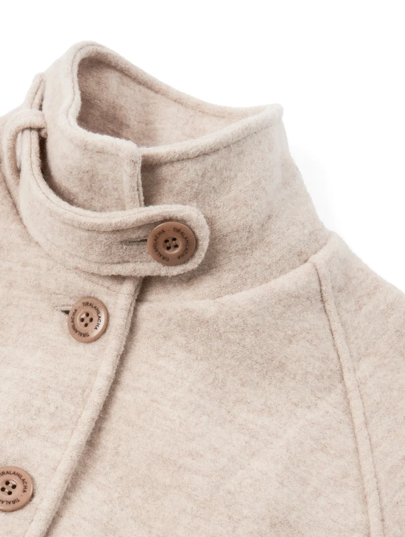 Abrigo de cuello alto beige de pura lana - Imagen 7