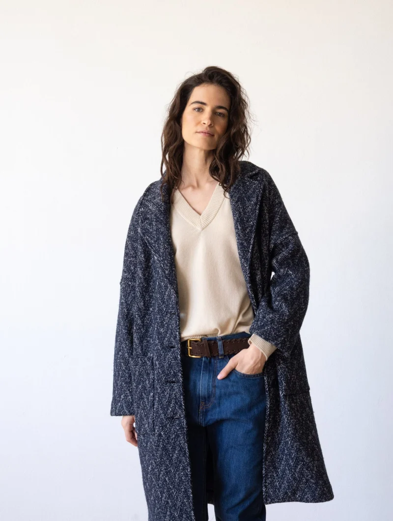 Abrigo oversized azul de lana y algodón orgánico - Imagen 8