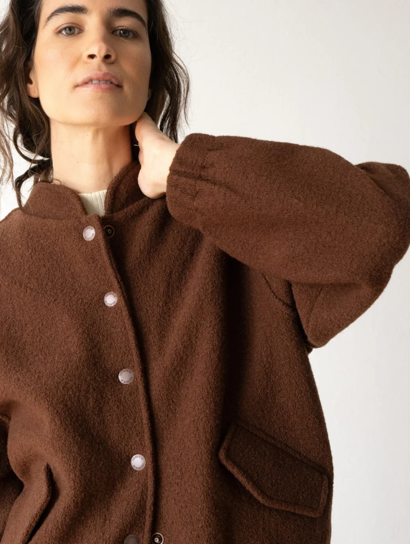 Chaqueta bomber marrón de lana virgen