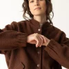 Chaqueta bomber marrón de lana virgen - Imagen 4