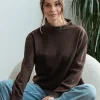 Jersey de cuello vuelto de cáñamo y algodón orgánico