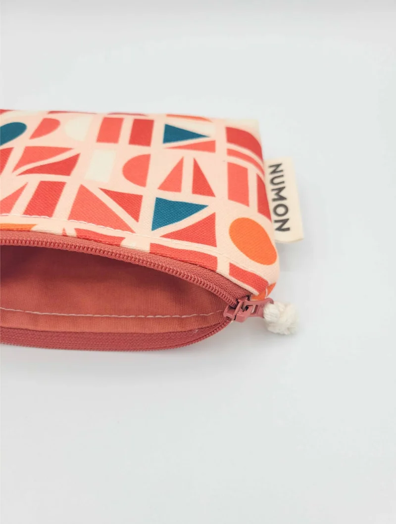 Monedero reciclado con estampado geométrico naranja - Imagen 2