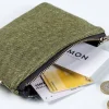 Monedero reciclado con estampado geométrico naranja - Imagen 3